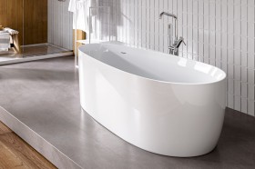 Baignoire îlot Reims Acrylique 150/170cm Hydromassage